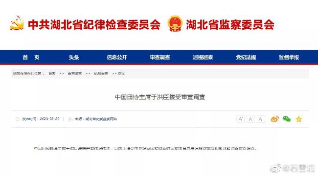 男女亲吻一边亲一边脱
