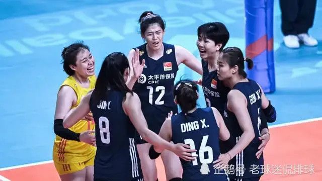 美女没穿内裤直播