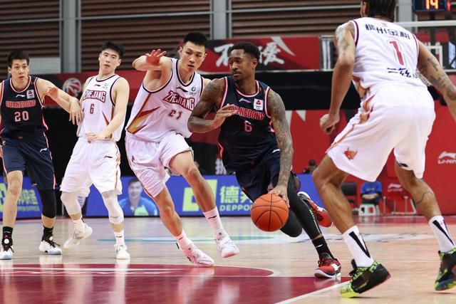 老师扒下内裤让我爽了一夜动态图
