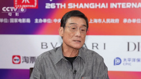 扒开两片肥唇